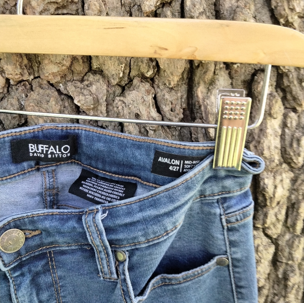 💲CLEARANCE💲Buffalo Avalon Ankle Skinny in size 4 - Picture 2 of 3